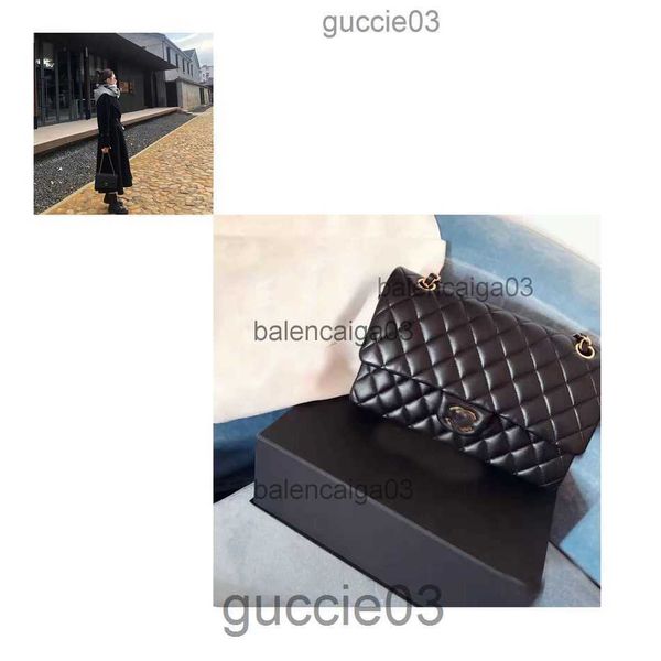 

designer channel bag tote shoulder handbag luxurious mens womans new fashion black and white leather makeup messenger crossbody bag