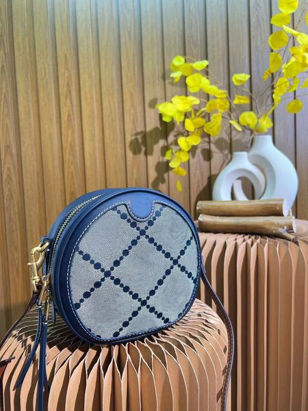 

fashion shoulder bag women circular crossbody bags designer messenger bag luxury lady shopping bag spring daily purse small pouch 2colors fa