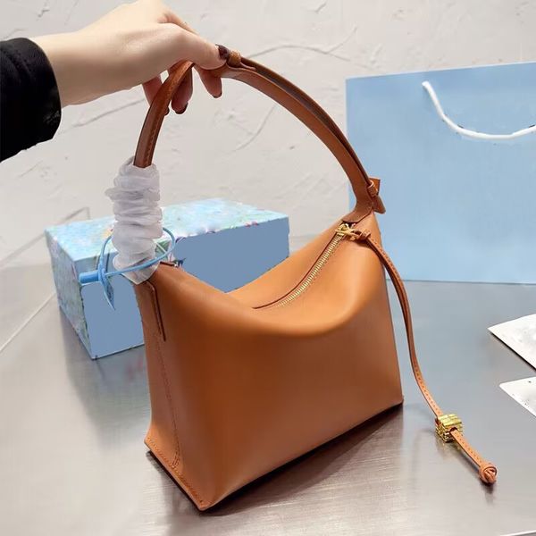 

2023 new portable crossbody bag gift box packaging gifts recommended low