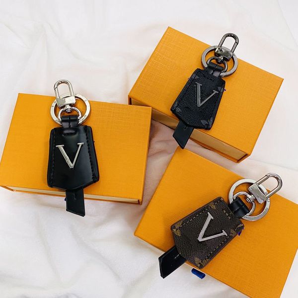 

brand leather keychain fashion pendant car keychains luxury letters brown flower black old flower high-quality trinket gifts keyrings handma, Silver