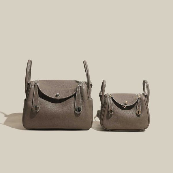 

lindi new pillow bag fashion one-shoulder diagonal portable doctor 2023 new versatile lychee pattern headpack