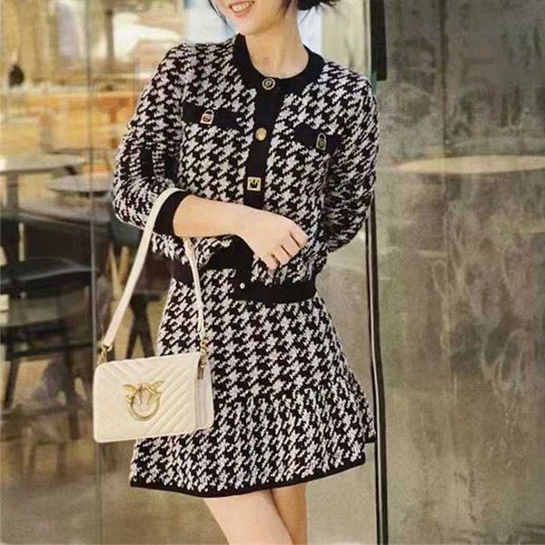 

two piece dress designer 2022 swing bird check knitted cardigan jacket ruffle skirt suit two-piece 220513 zxd0, White