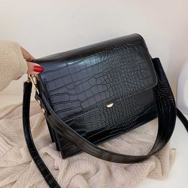 

shoulder bags stone patent black crossbody bags for women 2022 small handbag small bag pu leather hand bag ladies designer g230210