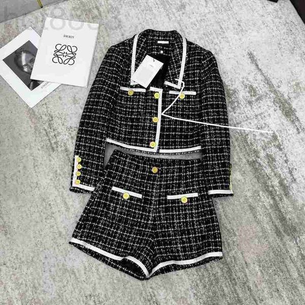 

women's two piece pants designer autumn and winter new mid-ancient heavy woven color contrast lapel jacket high waist shorts suit xb9x, White
