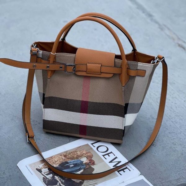 

burbrery shoulder crossbody bags luxury re edition canvas handbag totes purses designer woman handbags burbrery onthego luxurys designers ba