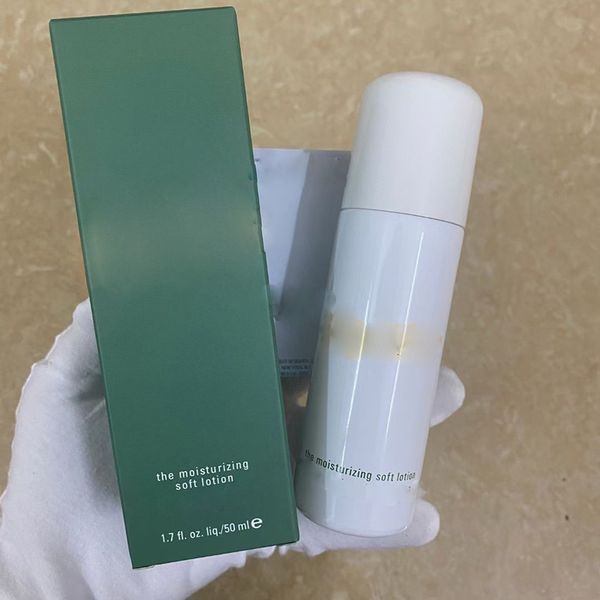 

2023 50ml facial lotion the moisturizing soft lotion for face skin care, White