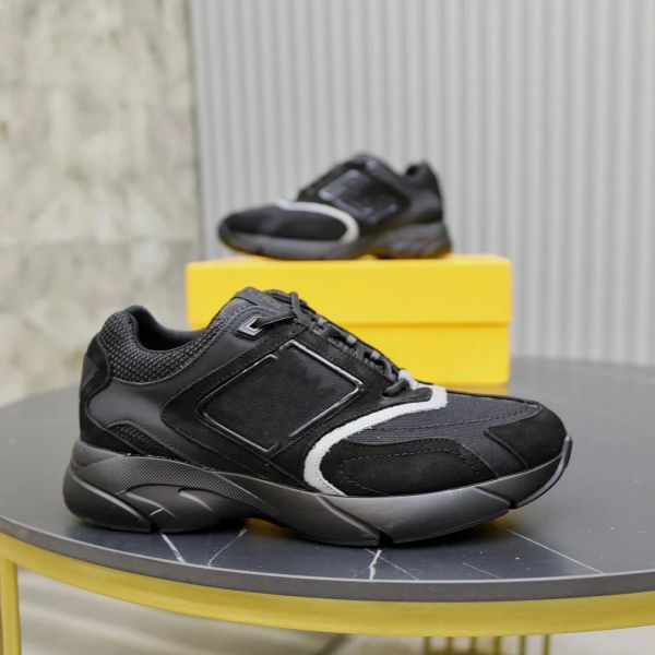 

2023 designer men faster trainers shoes nubuck leather technical fabric low- corrugated running soles man logo-embossed sports shoe eu38-46, Black