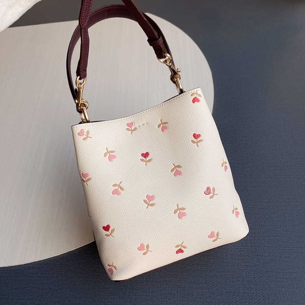 

designer bag fashion totes c-letter womens shoulder tote bag print leather purse handbag women upgraded version bucket bags flowers with lov