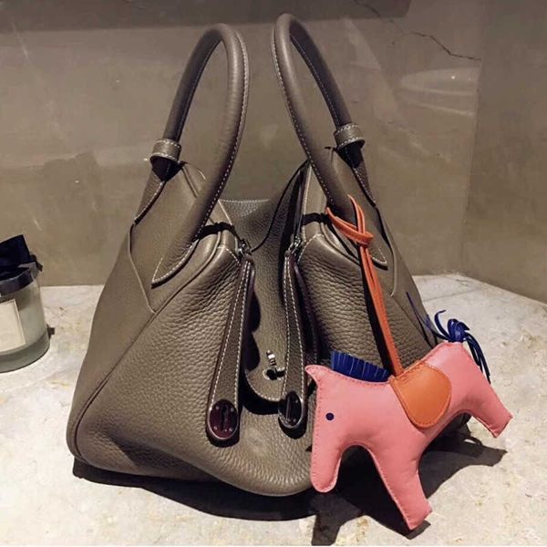 

lindi new pillow bag fashion one-shoulder diagonal portable doctor 2023 new lychee grain head layer cow leathe