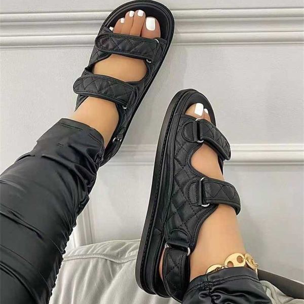 

2023 medium heel sandals soft bottom designer womens beach shoes 4 colors, Black