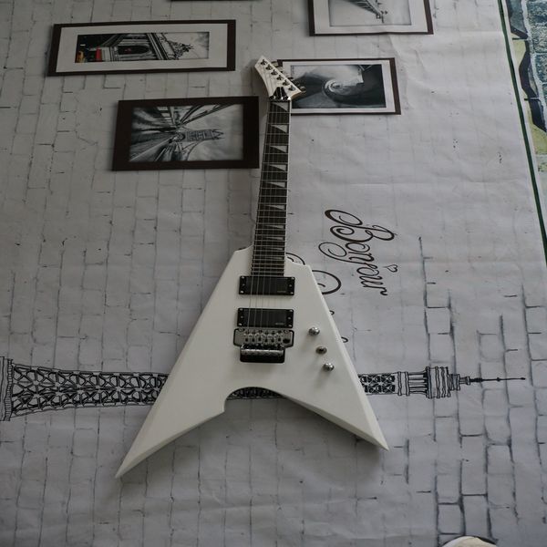 

white double-shake v-type high-end pickup high-quality electric guitar, ebony fingerboard, mahogany body
