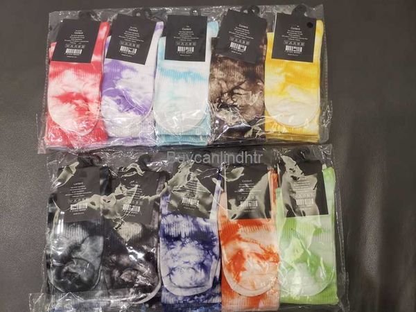 

tie dye mens socks women men cotton all-match classic ankle letter breathable black and white mixing football basketball sports sock i5ec