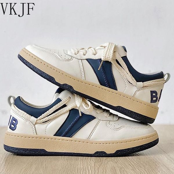 

dress shoes 2023 vintage style running for men and women chic design white leather breathable shoe couple chunky sneakers 230213, Black