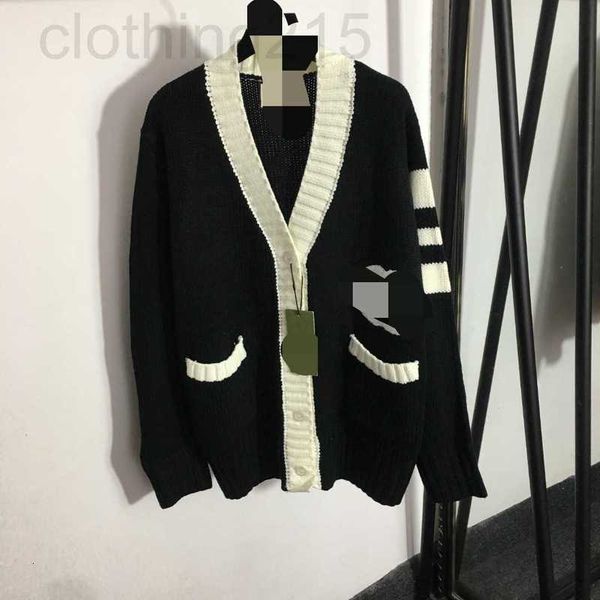 

women's knits & tees designer 1031 2022 autumn sweaters brand same style long sleeve v neck cardigan black sweater women clothes meiyi, White