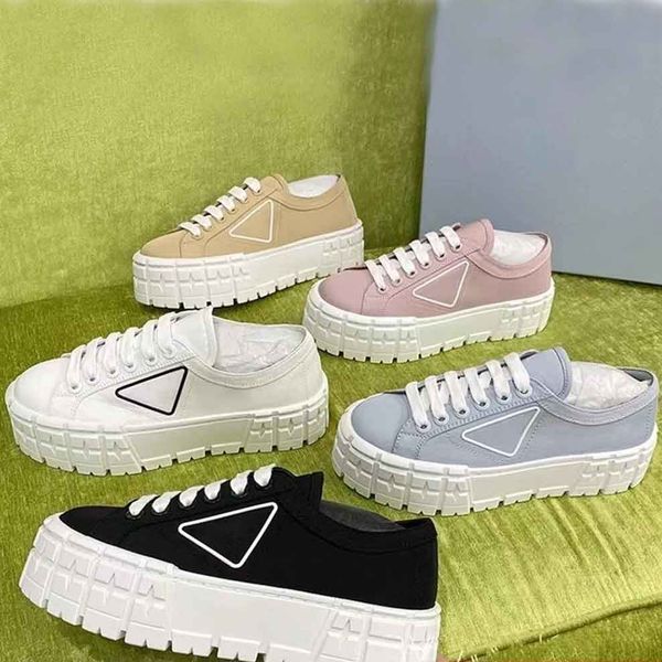

lady designer casual shoes triangle thick sole double wheel nylon sneakers women white canvas luxury low leather shoes plff, Black