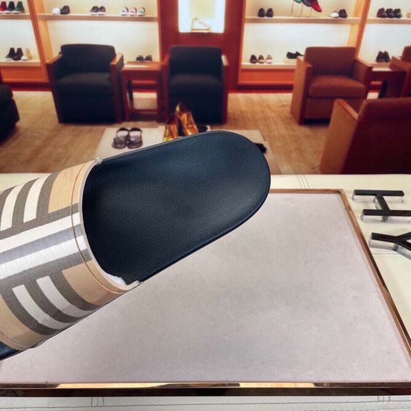 

622sslippers slides mens womens slippers summer slides london england sandals beach slide ladies flip flops loafers home plaid patte, Black