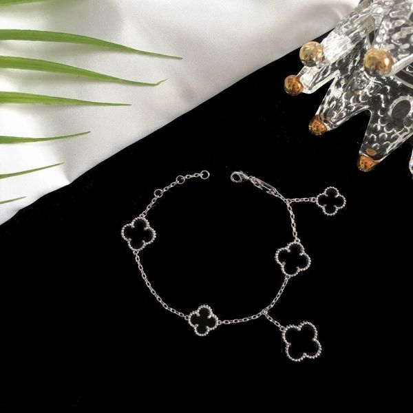 

2023 clover bracelet charm bracelets fashion jewelry women ladies bracelet 5 blue four leaf clover silver thin chain stainless steel, Golden;silver