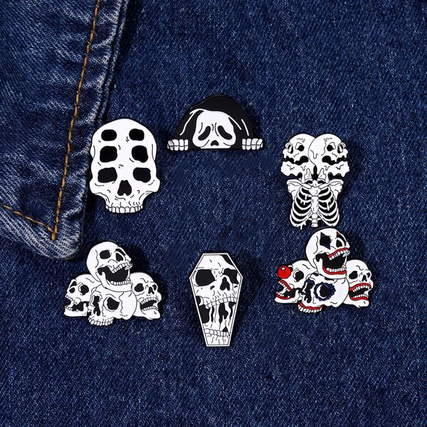 

halloween clown skull model brooches pins hollow out alloy white skeleton badges for clothes backpack cowboy, Gray