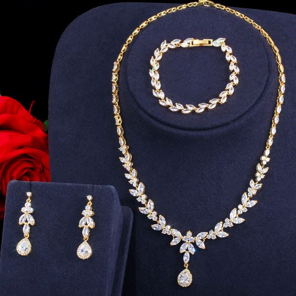 

wedding jewelry sets cwwzircons 3pcs women costume big gold plated jewelry set shiny cubic zirconia drop dubai brides necklcae earrings brac, Slivery;golden
