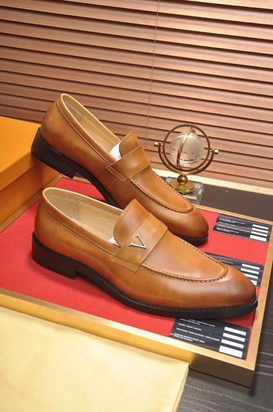 

2023 house block carved men's shoes leather retro casual shoes british business high-end european shoes light office shoes, Black