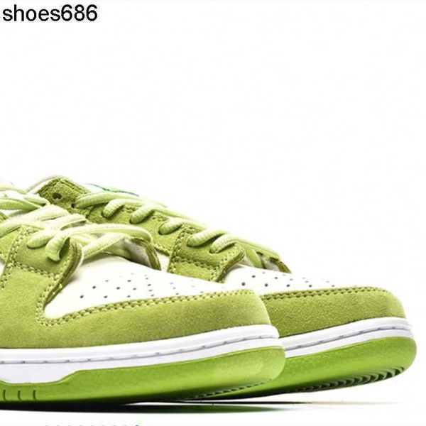

black and white dunks panda green apple green men's and women's cricket shoes