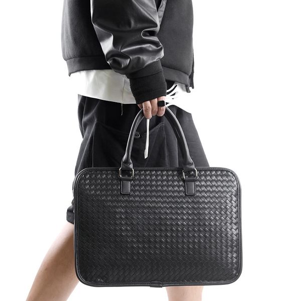 

briefcases brand luxury hand woven briefcase highend men business handbag messenger lap314in bag braided singleshoulder 230215