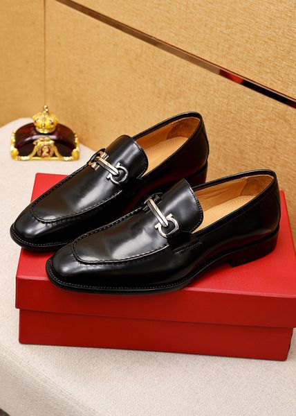 

new 2023 designer gentlemen party business dress shoes genuine leather slip on loafers brand formal oxfords men's leisure fashion flats, Black