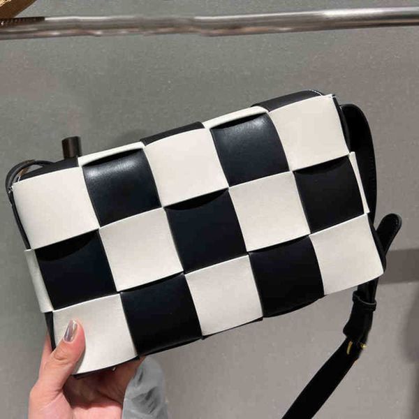 

shoulder bags evening bags ladies new leather crossbody women fashion designer handbags shoulder clutch weaving clutches bag party purses 05