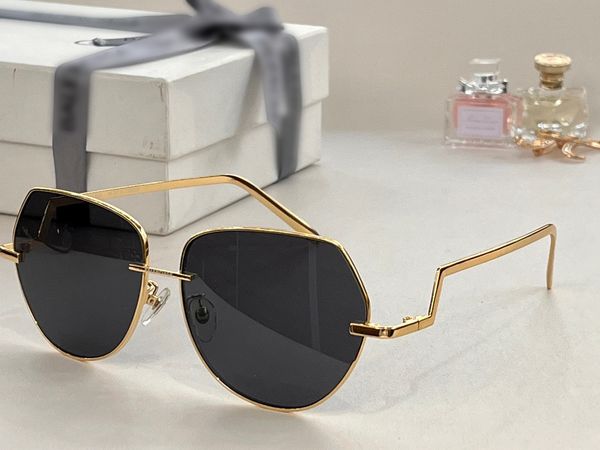 

funky sunglasses designers for women summer 0169 style anti-ultraviolet retro plate full frame eyeglasses random box 0169sa, White;black