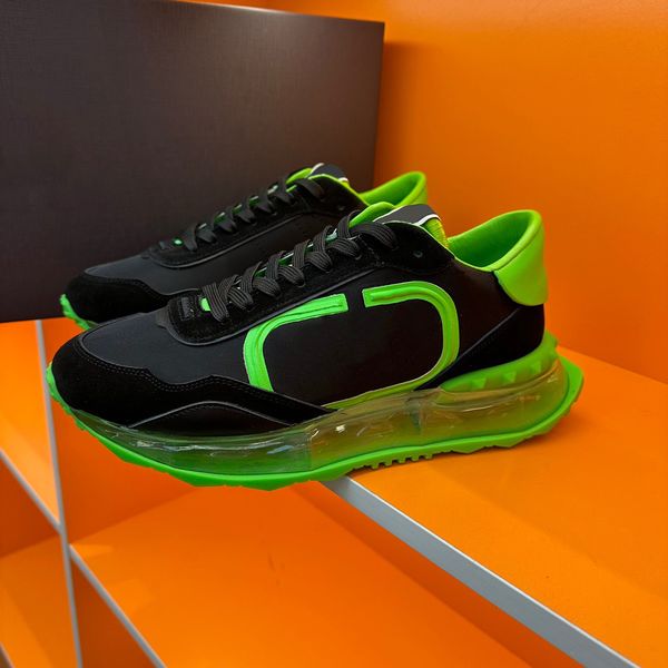 

designer fashion sneakers trainers casual shoes reflective leather trainers fashion stylist shoespatchwork leisure shoe lace-up print sneake, Black