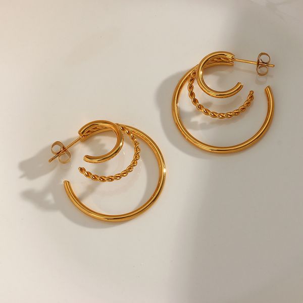 

hoop huggie whirl circle hollow gold earring creative design texture plated jewelry ladies elagant s 230215, Golden;silver