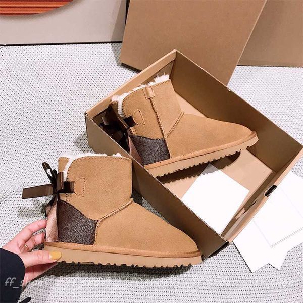 

2023 boots soft snow comfortable sheepskin keep warm plush shoes designer cooperation styles women classic fashion boot bow platform booties, Black