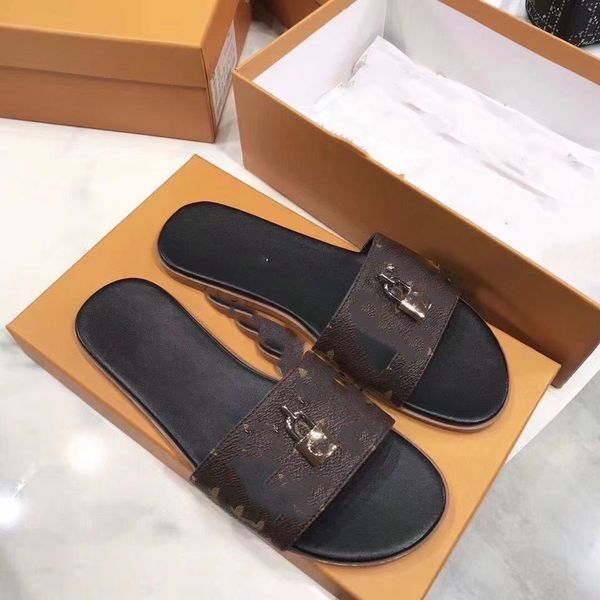 

summer fashion women's beach slippers leather cartoon slippers flat shoes l letter women's shoes metal slippers 35-42, Black