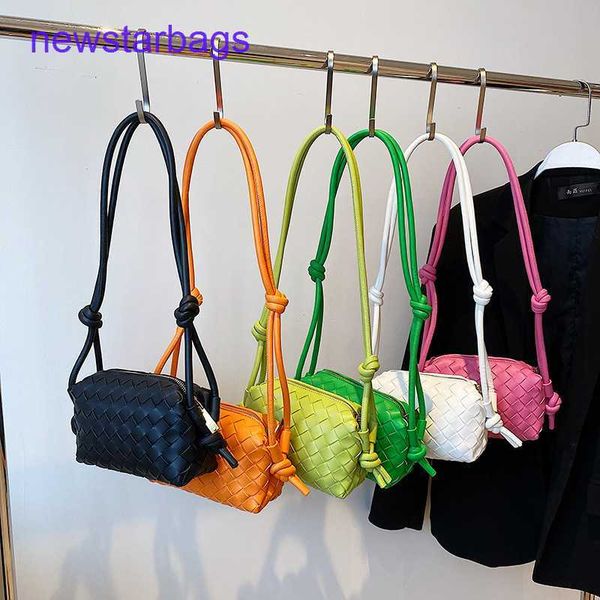 

mini loop bags for women bottegs venets fashion simple atmosphere candy color hand woven women's bag 2023 summer new street sone should