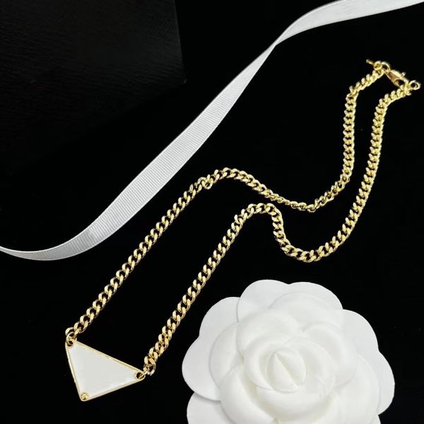 

womens ice out chain clovers love necklace silver chain saturn designer jewlery 18k gold plated lock tennis men heart pendant necklaces desi