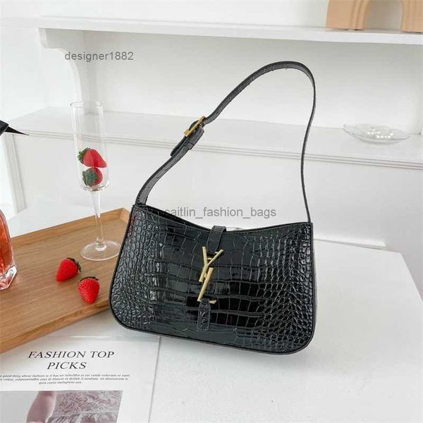 

2022 quality armpit classic leather designer handbags for ladies shoulder baguette multi-color fashion wholesale g220818
