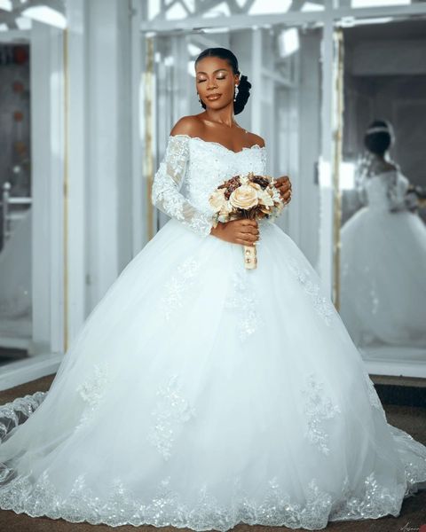 

luxury ball gown wedding dresses long sleeves v neck sequins appliques beaded 3d lace hollow diamonds ruffles bridal gowns plus size custom, White