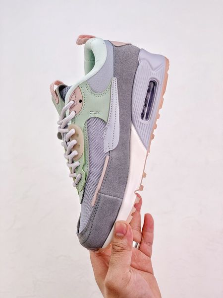 

2023 authentic running shoes trainer 90 futura sky gray particle grey seafoam outdoor shoe designer snakers for men women