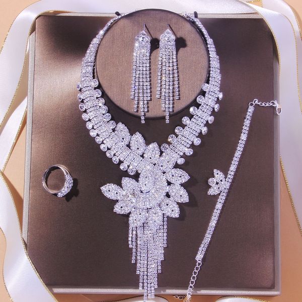 

wedding jewelry sets stonefans luxury flowers bridal for women christmas accessories necklace bracelet earring ring set gift 230216, Slivery;golden