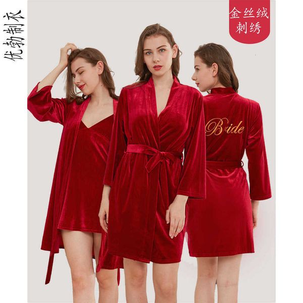 

pajamas body warmer bridal morning gown bridesmaid group hand gift dressing gown wedding bathrobe embroidered nightgown golden velvet reside, Black;red