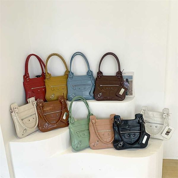 

new heavy industry rivet locomotive bag large capacity underarm bag one shoulder handbag female