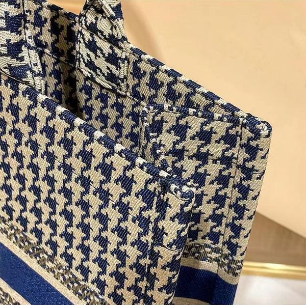 

shopping bag luxury classic brand 3a quality 41.5 cm blue black embroidered canvas large capacity master ladies backpack with silk scarf