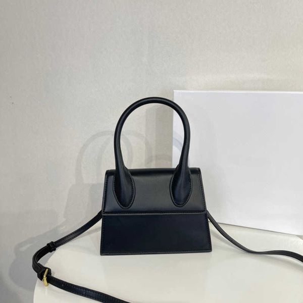 

french small crowd bag new portable one shoulder diagonal women's armpit difference versatile purses sale