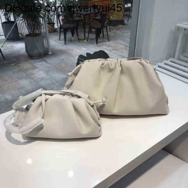 

qwertyui45 totes genuine leather cloud bag retro underarm bags luxury gold glitter laser tote bag pleated dumpling handbag clutch 021723h