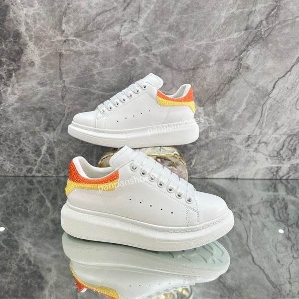 

2023 luxurys dress designers shoes leather outdoor sports sneakers runner trainers vintage casual shoe, Black