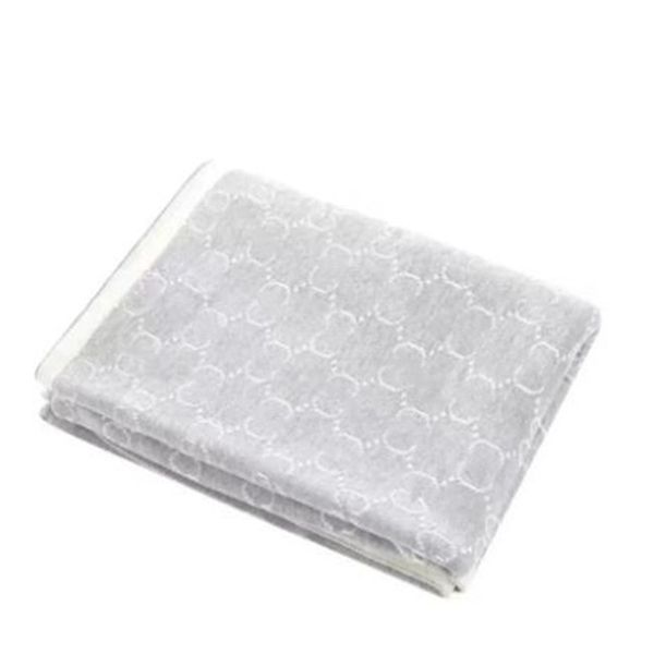 

luxury kids baby cotton blankets children boy girl knitted jacquard designer car air conditioner blanket mattress carriage hug quilt swaddli