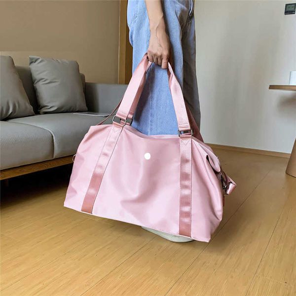 

designer lululemens women men's and women's sports and leisure bag portable diagonal bag waterproof fitness yoga bag large capacit