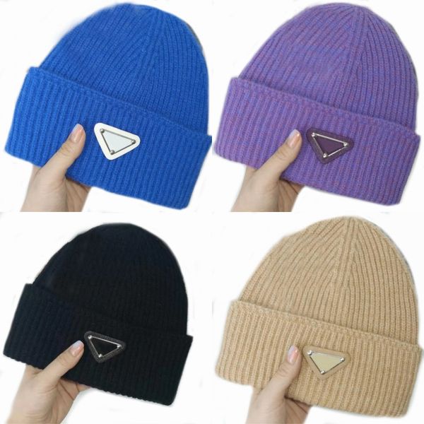 

mens winter designer beanies female hats enamel metal sign black solid color knitted luxury hat boy girls trendy classic designers cap umd48, Blue;gray