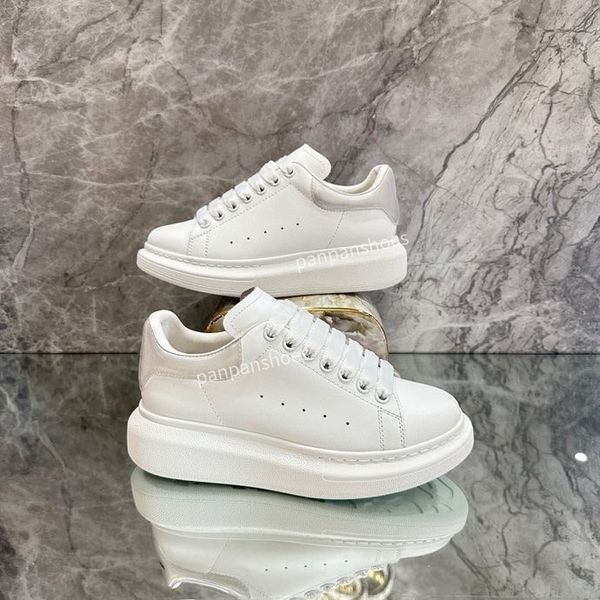 

2023 designer running shoes fashion channel sneakers women luxury lace-up sports shoe casual trainers classic sneaker woman size34-46, Black