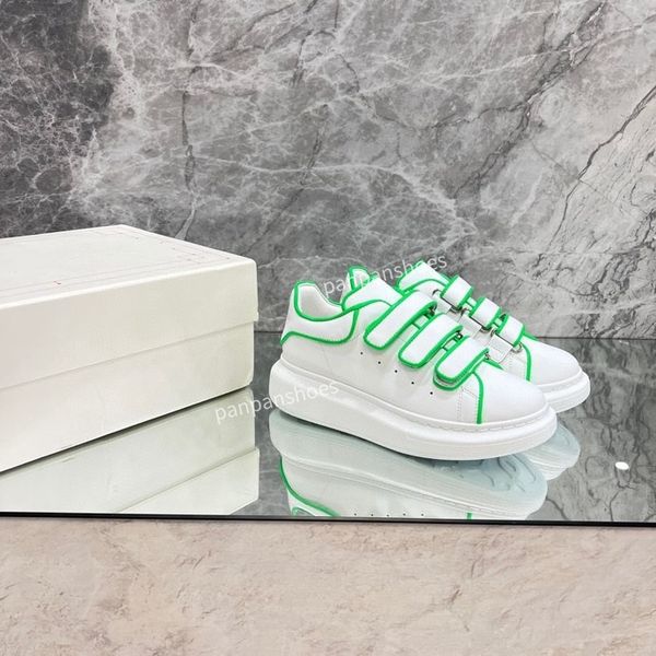 

2023 designer calfskin casual shoes reflective sneakers suede trainers fashion shoes leisure shoe platform lace-up women mens sneaker, Black